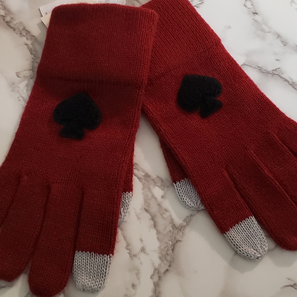 Kate spade gloves.